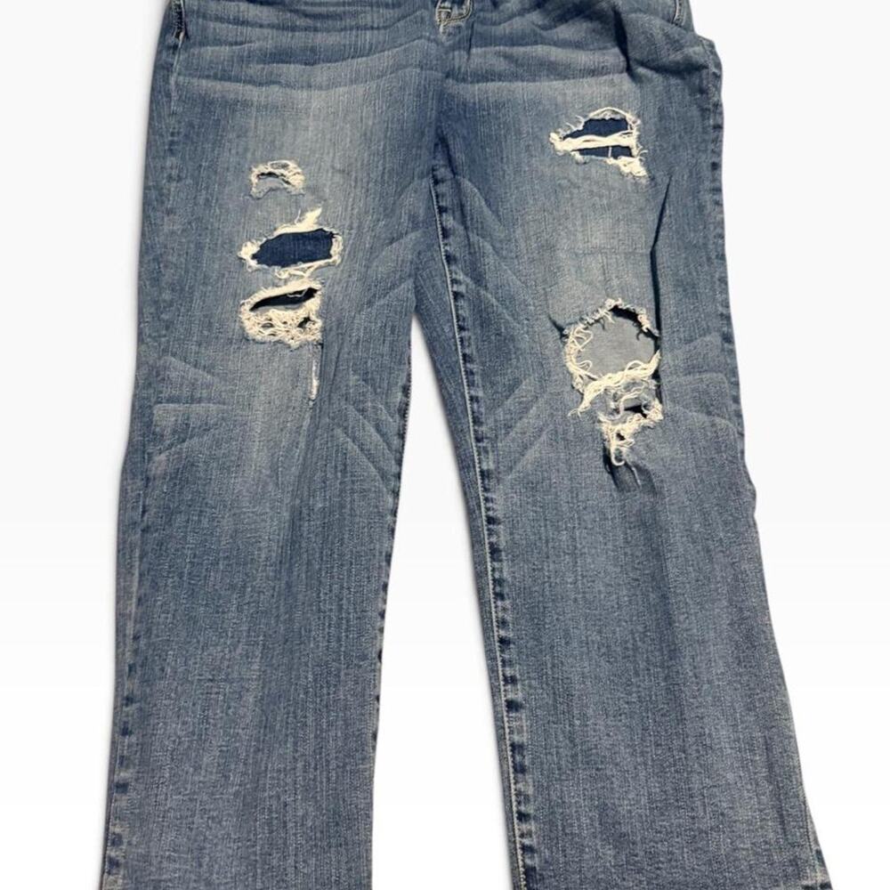 Maurices Women's Distressed Ripped Denim Capri Jeans 13/14